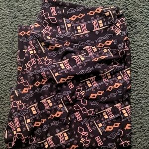 OS Lularoe leggings